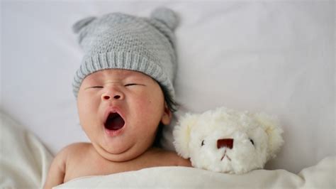 Normal Ang Tulog Ng Anak Mo, Ang Expectation Mo Ang .